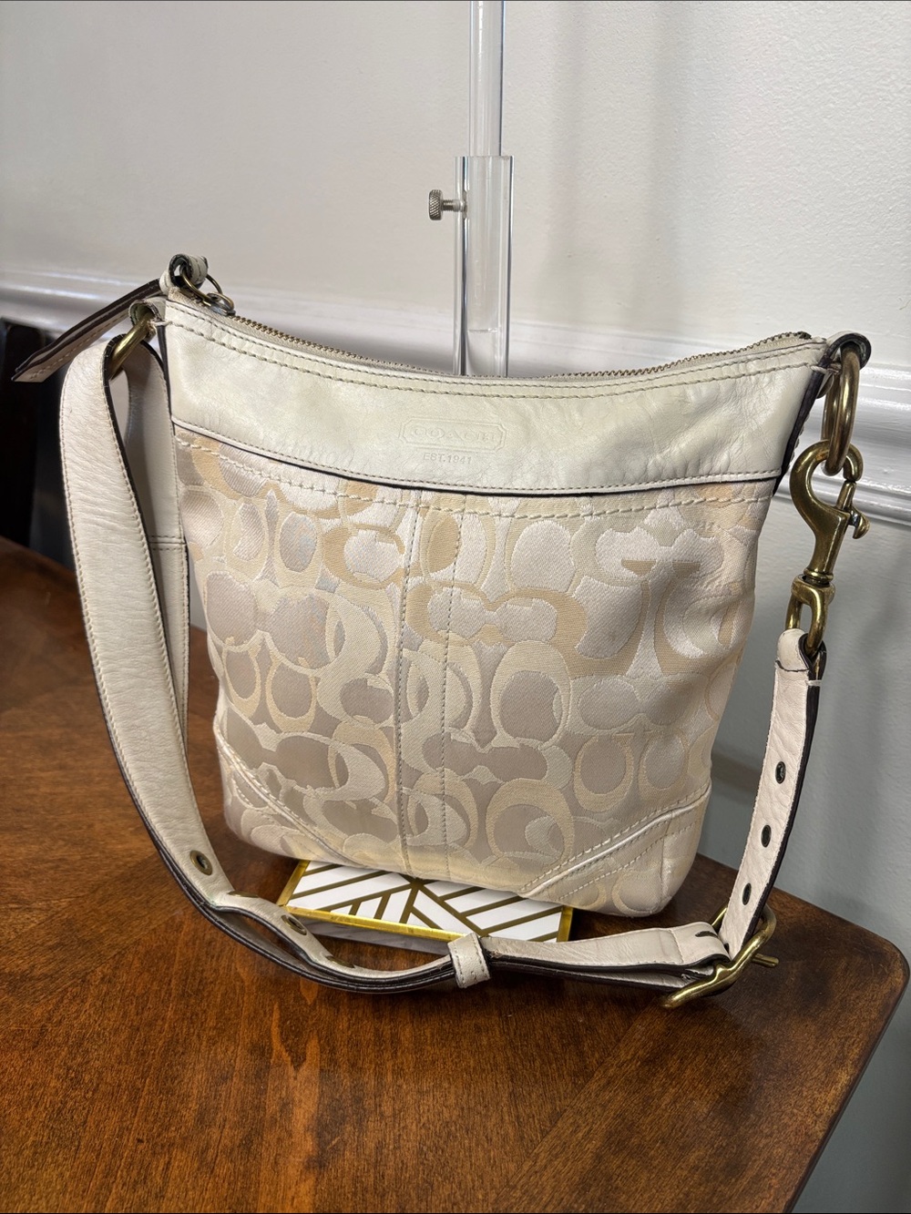 Coach Vintage Optic Signature C Crossbody/Shoulder in Jacquard w/ Leather Trim - Picture 15 of 16